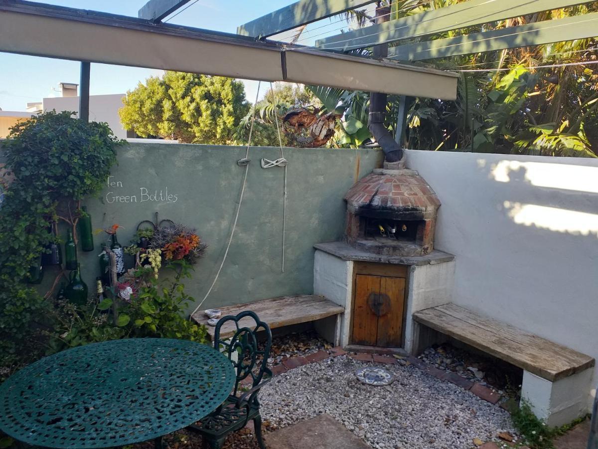 Sol Y Sombra Apartamento Bettyʼs Bay Exterior foto